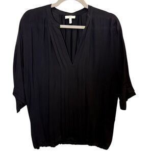 Joie Black Silk V-Neck Lagenlook Blouse Sz S
